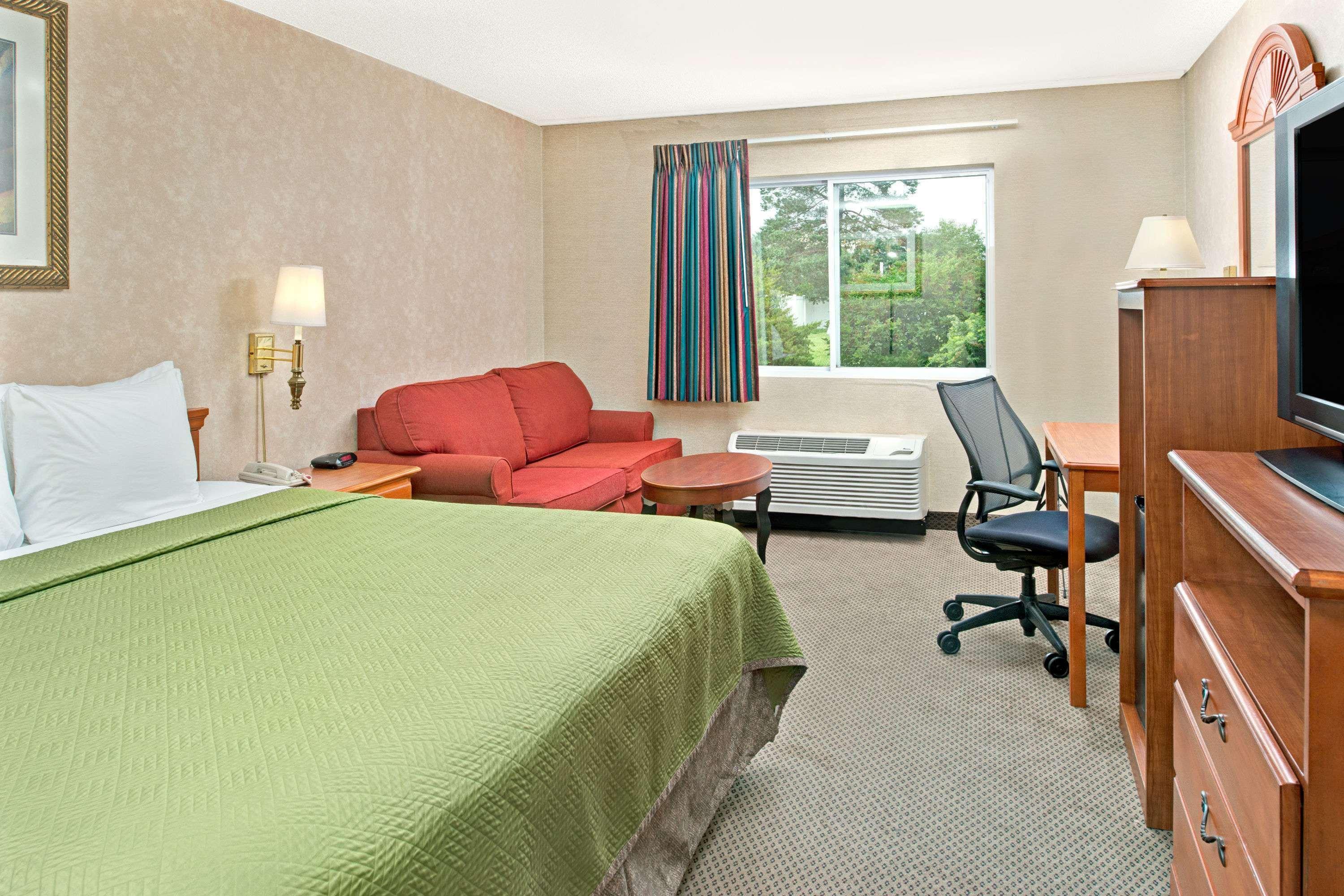 Travelodge By Wyndham Lincoln Airport I-80 Zewnętrze zdjęcie